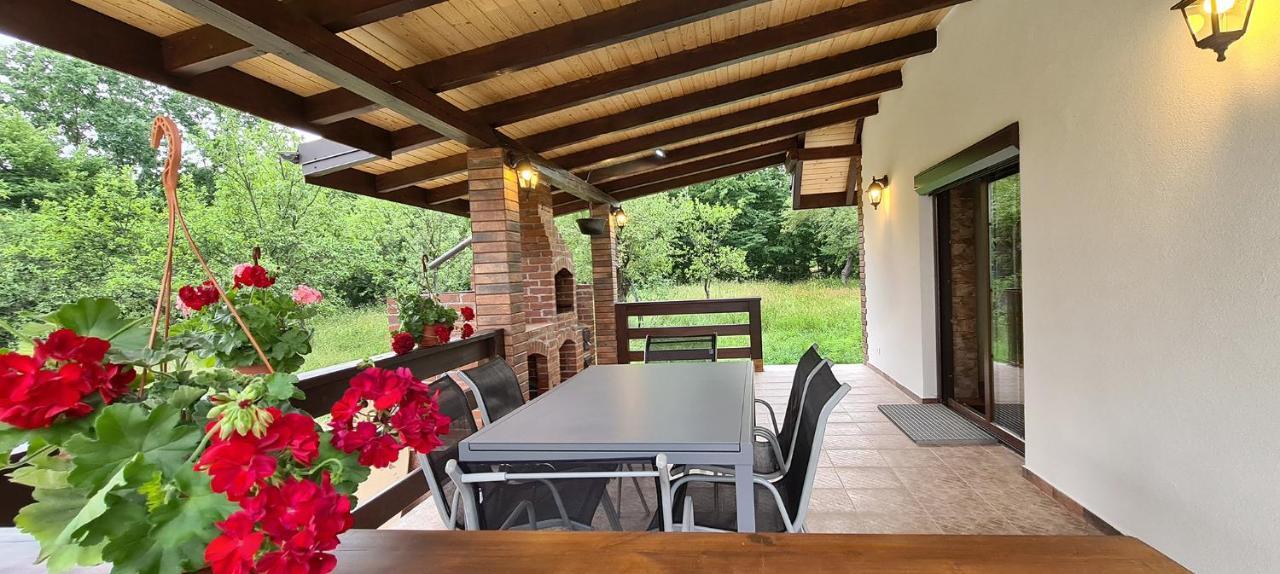 Casuta Cu Bine Villa Valea Lunga-Ogrea Ngoại thất bức ảnh